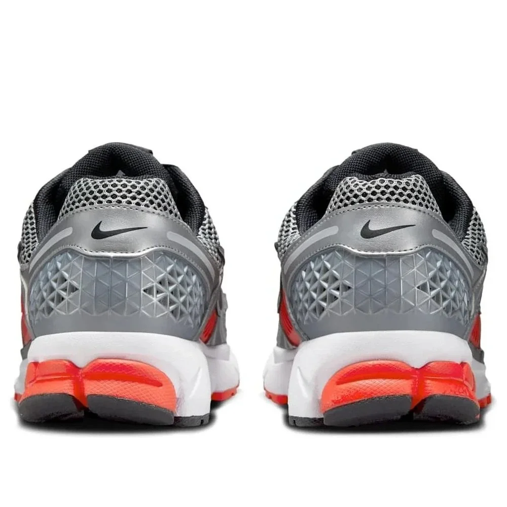 8.5M/10W - [NEW] Men's Nike Air Zoom Vomero 5 Shoes 'Bright Crimson' FJ4151-005